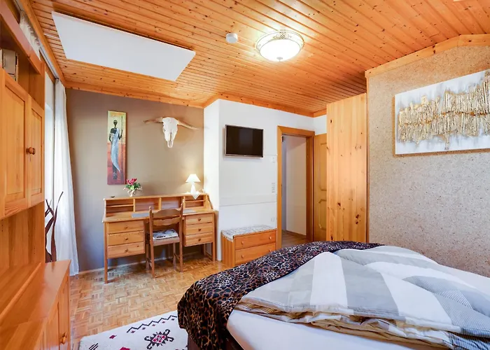 In Near Petzen Area דירה *